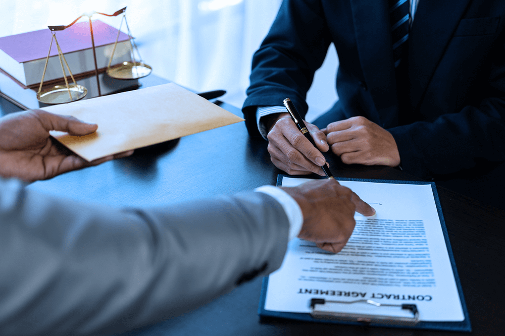 forged-document-uae-court-trial-invalid.png